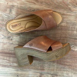 1wk till it’s gone! Born camel Pavia sandals ✌️